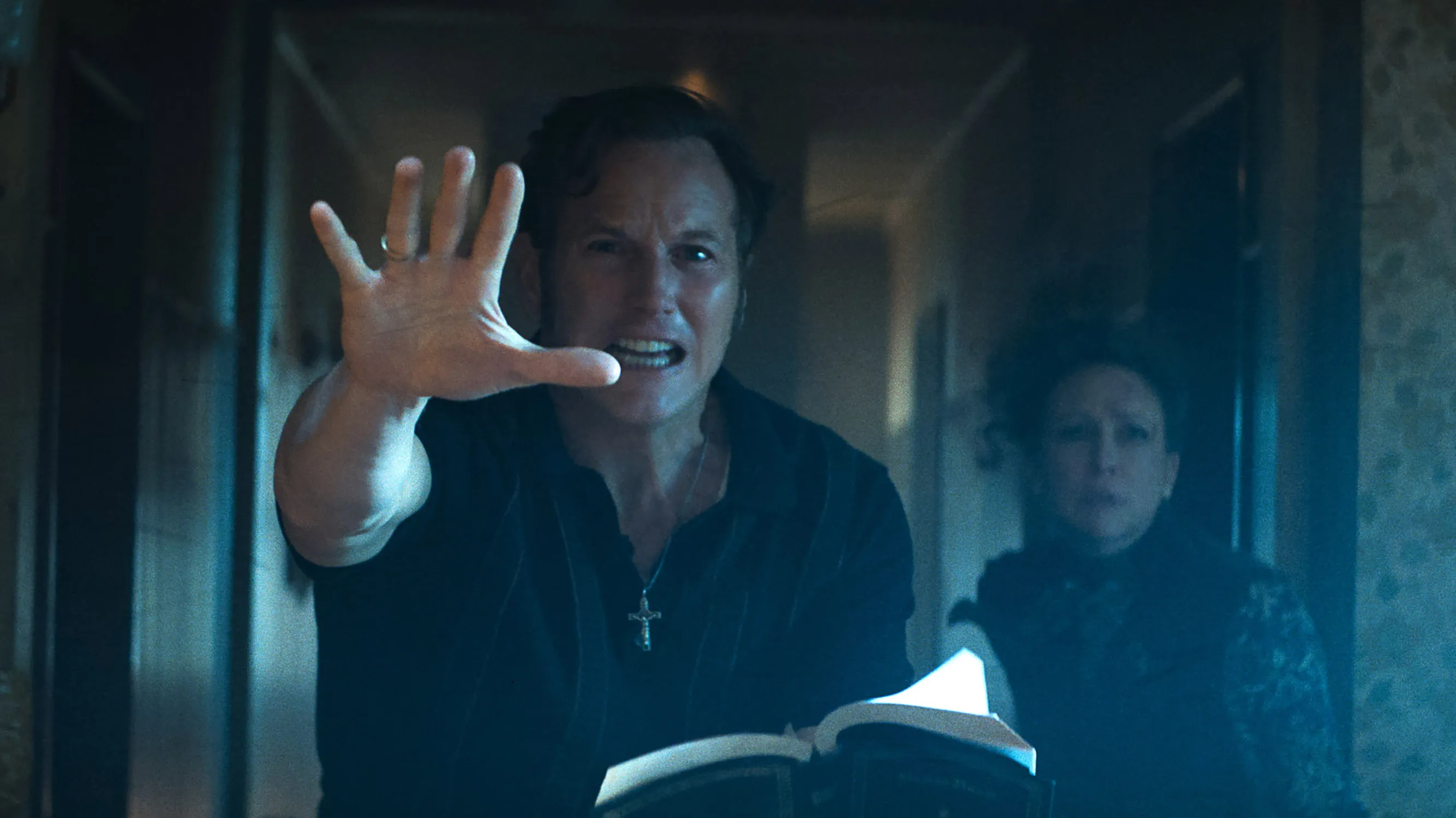 Průměrné zakončení slavné série. Recenze filmu V Zajetí Démonů 4: Poslední rituály