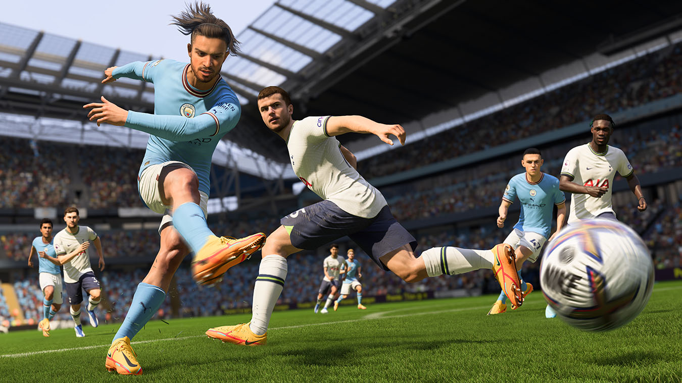 Prezident organizace FIFA slibuje nejlepší fotbalovou hru pro všechny „holky a kluky“. Internet se mu směje 