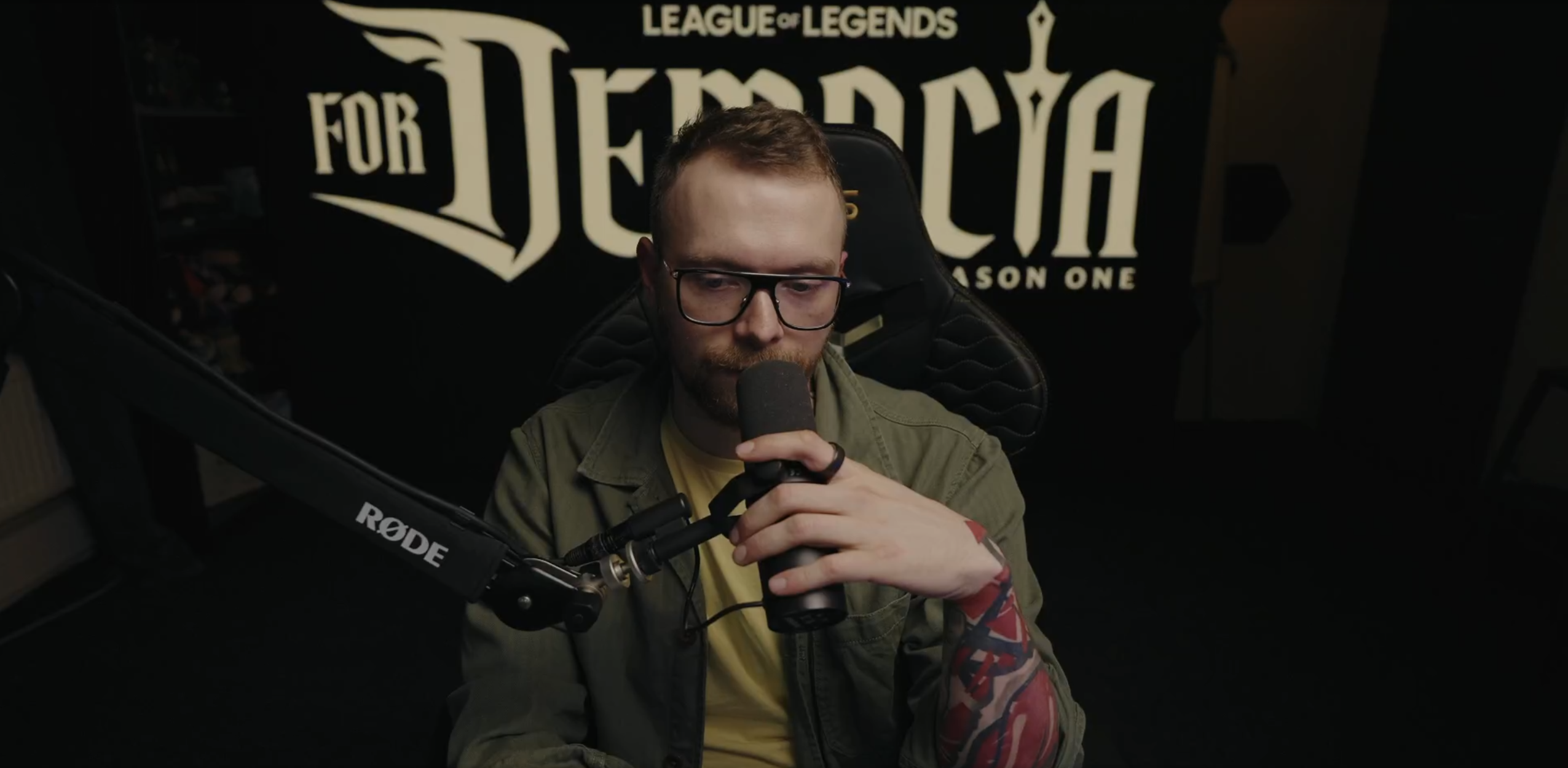 Xnapy pátým kapitánem, návrat krále dabingu na scénu