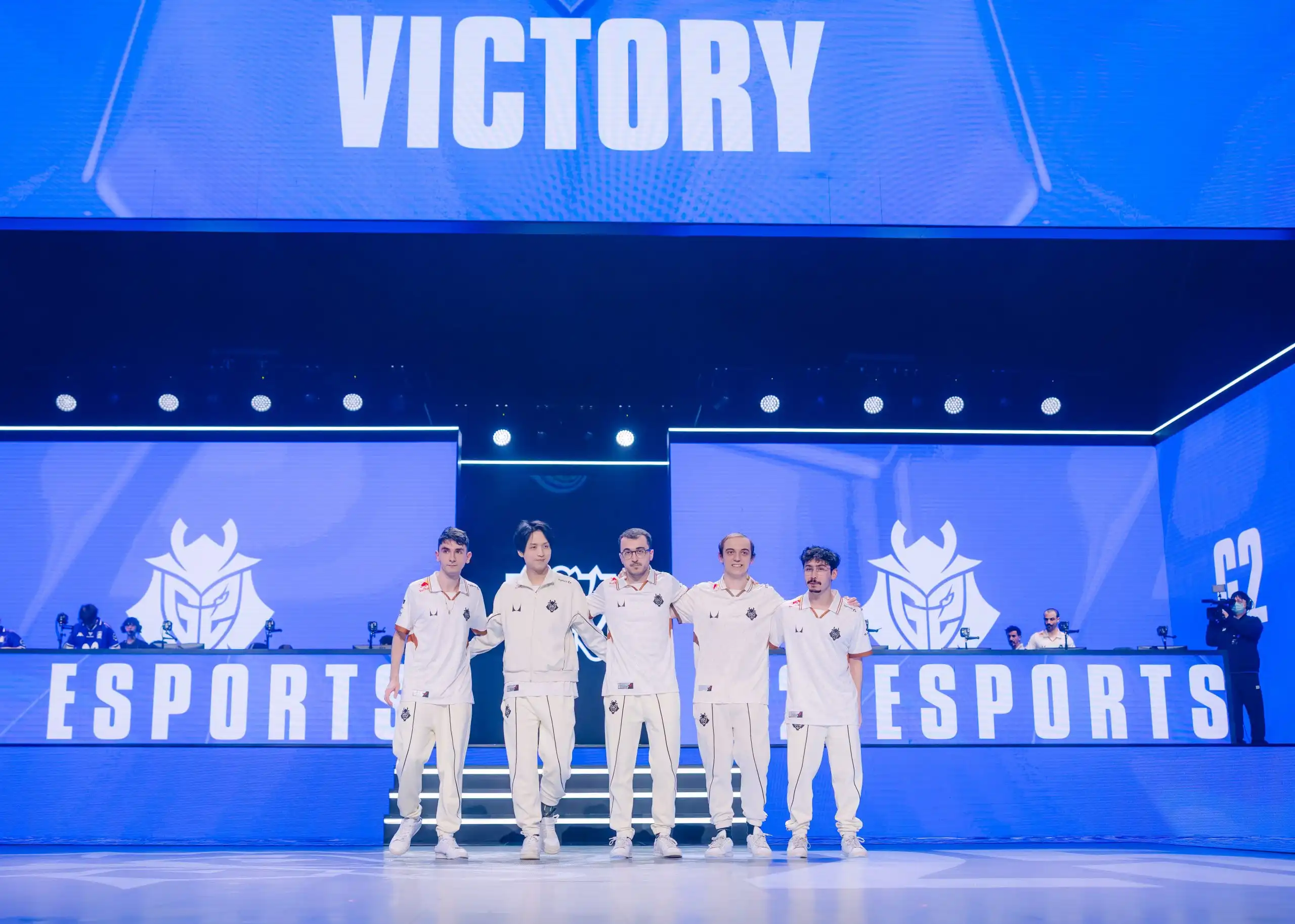 Worlds 2025 Swiss Stage: Den, kdy se lámaly osudy – KT a AL slaví postup, G2 šokují BLG a Gen.G přehráli T1