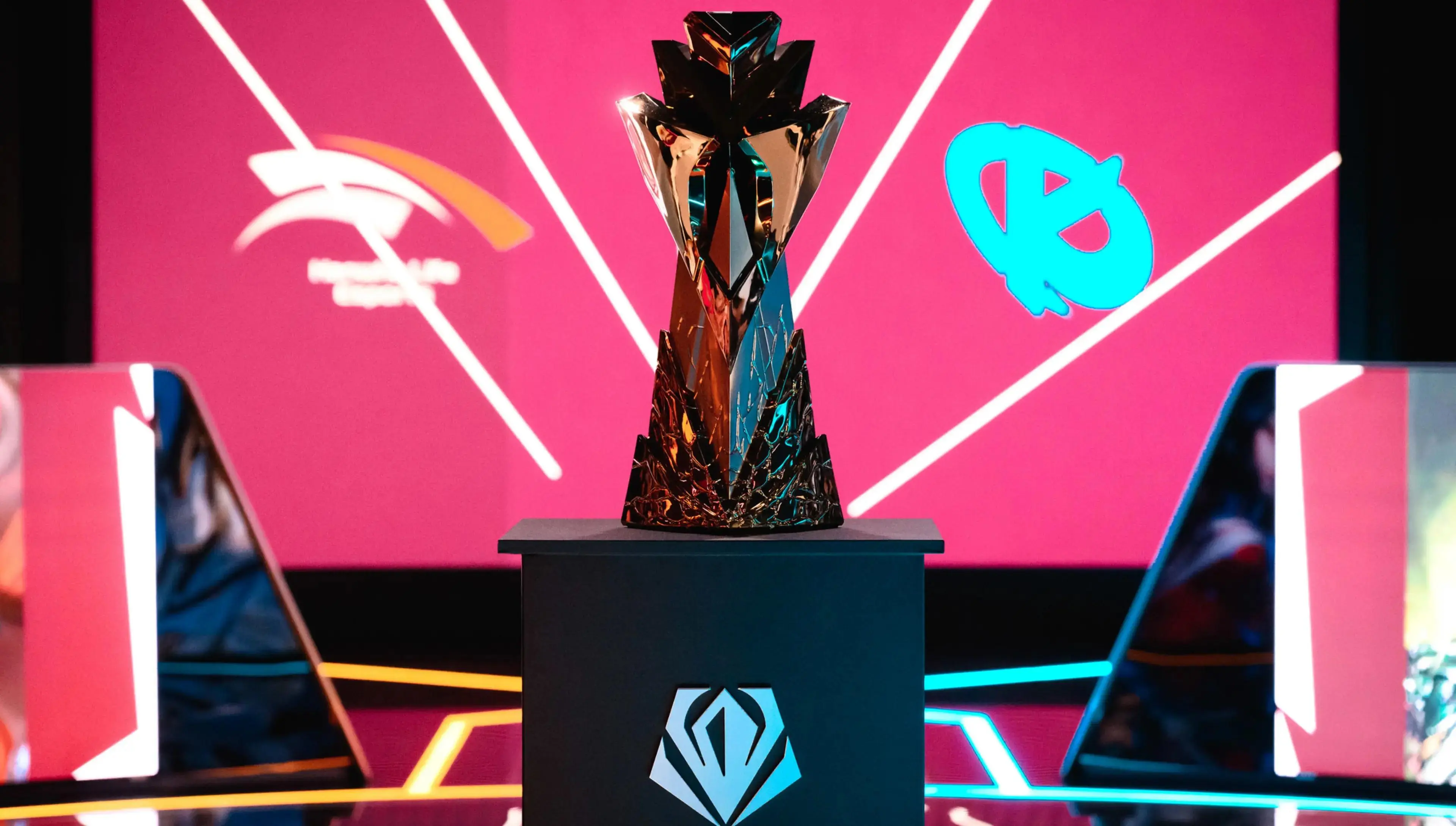 First Stand 2026: LCK a LPL se utkají už ve skupinové fázi